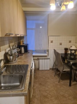 3-к квартира, 2/5 эт., 62м²